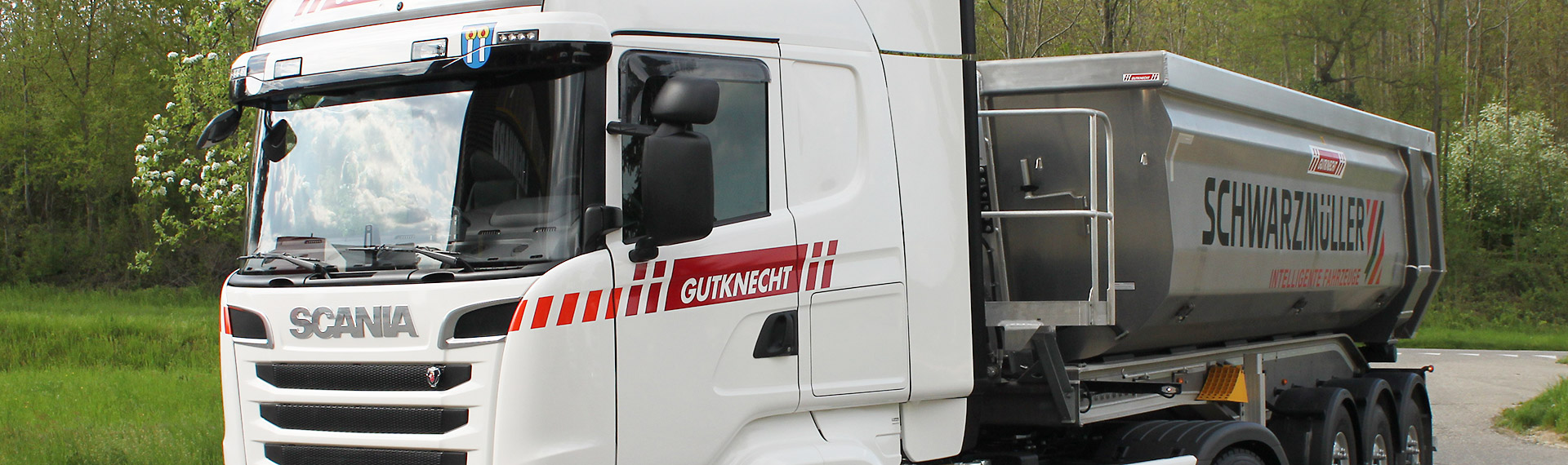 Gutknecht Transporte Frontansicht Lastenwagen Ausschnitt